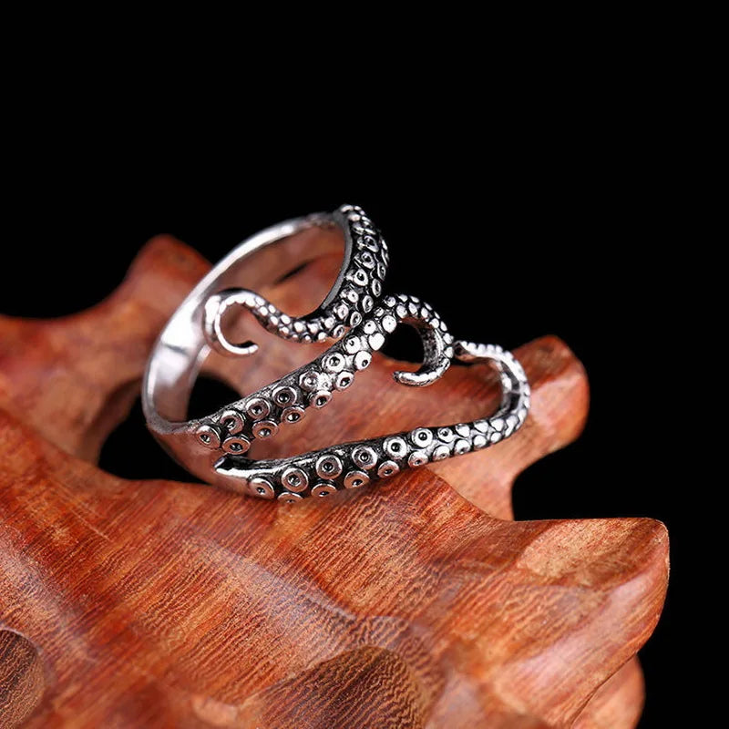Artistic Frog & Toad Statement Ring – Retro Silver-Tone Adjustable Unisex Jewelry Artistic Frog & Toad Statement Ring – Retro Silver-Tone Adjustable Unisex Jewelry