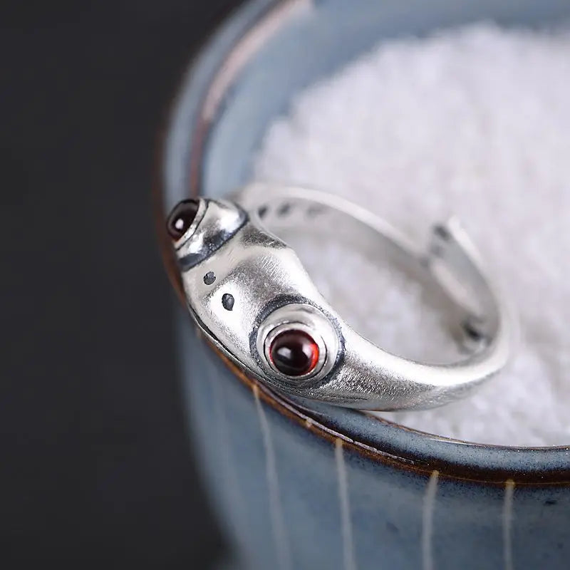 Artistic Frog & Toad Statement Ring – Retro Silver-Tone Adjustable Unisex Jewelry Artistic Frog & Toad Statement Ring – Retro Silver-Tone Adjustable Unisex Jewelry