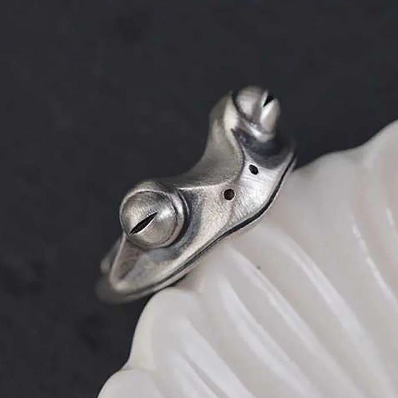 Artistic Frog & Toad Statement Ring – Retro Silver-Tone Adjustable Unisex Jewelry Artistic Frog & Toad Statement Ring – Retro Silver-Tone Adjustable Unisex Jewelry