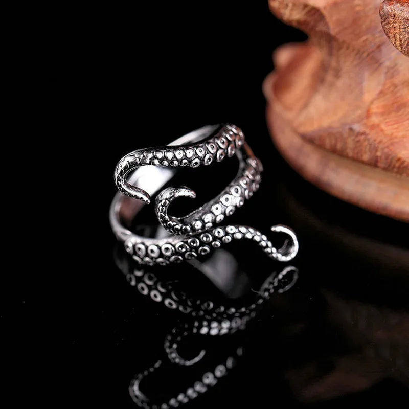 Artistic Frog & Toad Statement Ring – Retro Silver-Tone Adjustable Unisex Jewelry Artistic Frog & Toad Statement Ring – Retro Silver-Tone Adjustable Unisex Jewelry