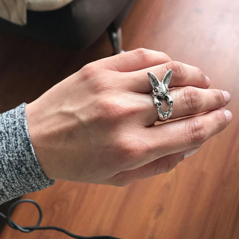 Artistic Frog & Toad Statement Ring – Retro Silver-Tone Adjustable Unisex Jewelry Artistic Frog & Toad Statement Ring – Retro Silver-Tone Adjustable Unisex Jewelry