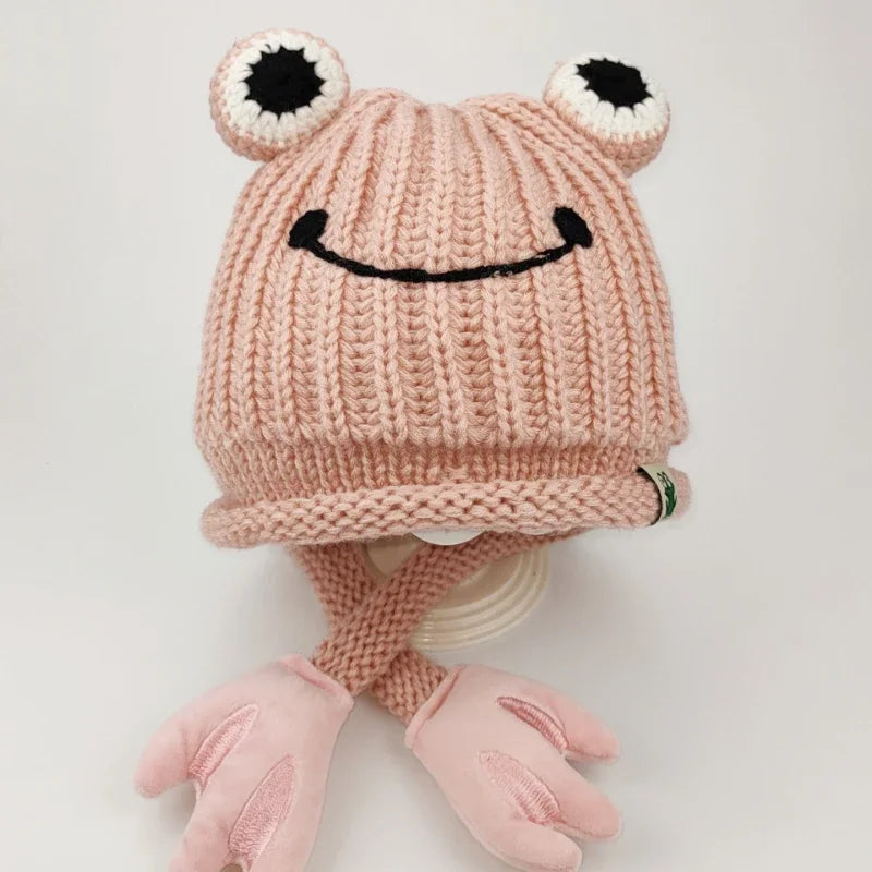 Parent-Child Cute Frog Knitted Hat – Warm Winter Cartoon Fisherman Cap Knitted pink hat with frog design on a white background