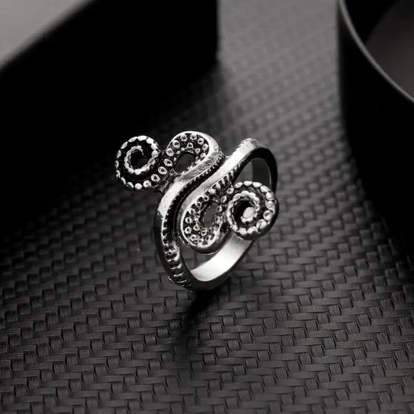 Artistic Frog & Toad Statement Ring – Retro Silver-Tone Adjustable Unisex Jewelry Artistic Frog & Toad Statement Ring – Retro Silver-Tone Adjustable Unisex Jewelry