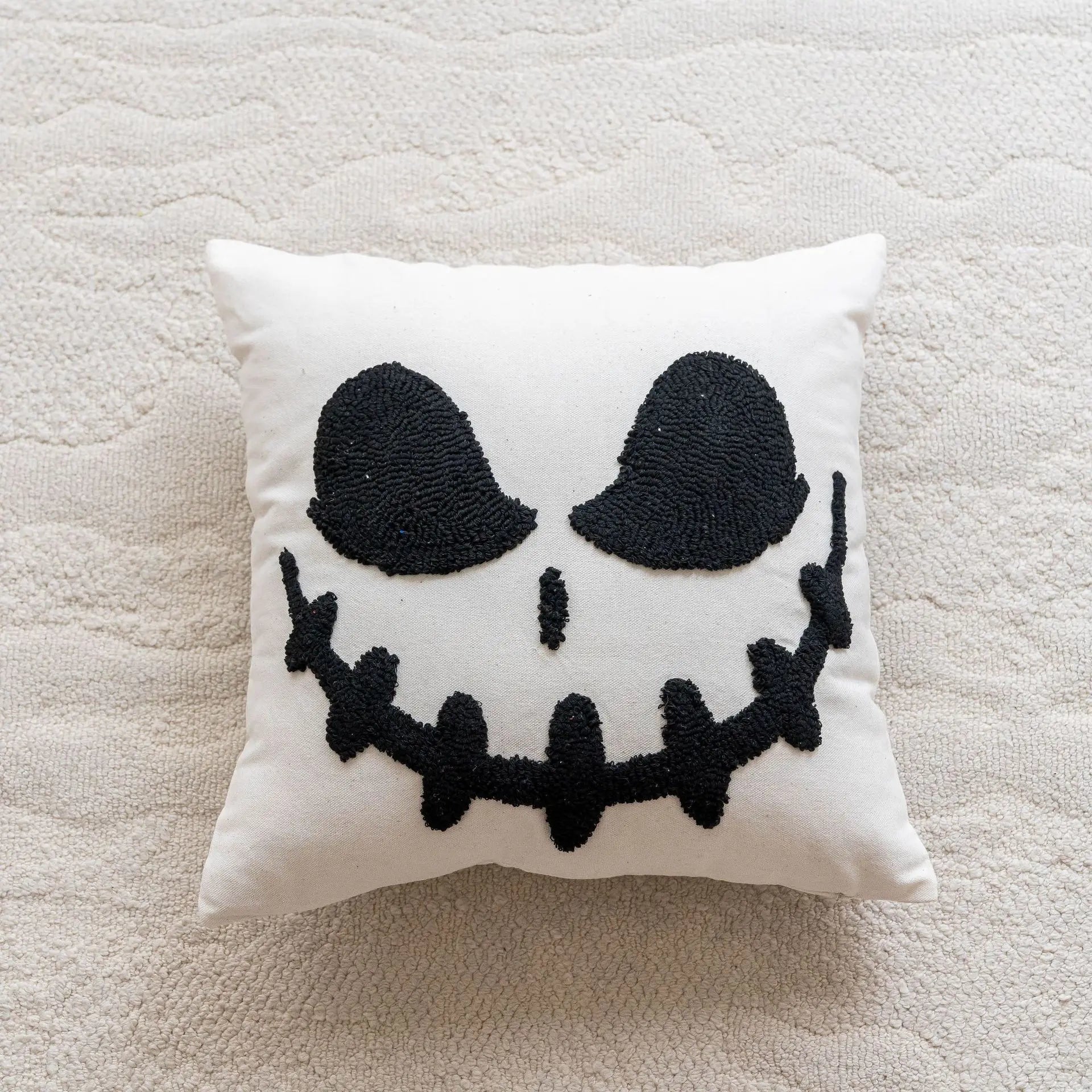 Halloween Throw Pillows Halloween Throw Pillows Furvenzy Grimace 45x45cm