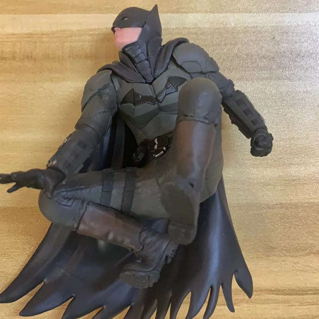 Batman Toy for Kids - Posed Statue Batman Toy for Kids - Posed Statue Furvenzy