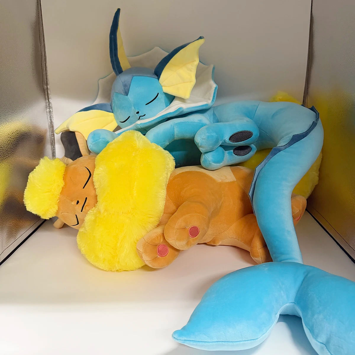 Pokemon Plush – Eevee, Umbreon, Charizard, Sylveon & Piplup Pokemon Plush – Eevee, Umbreon, Charizard, Sylveon & Piplup