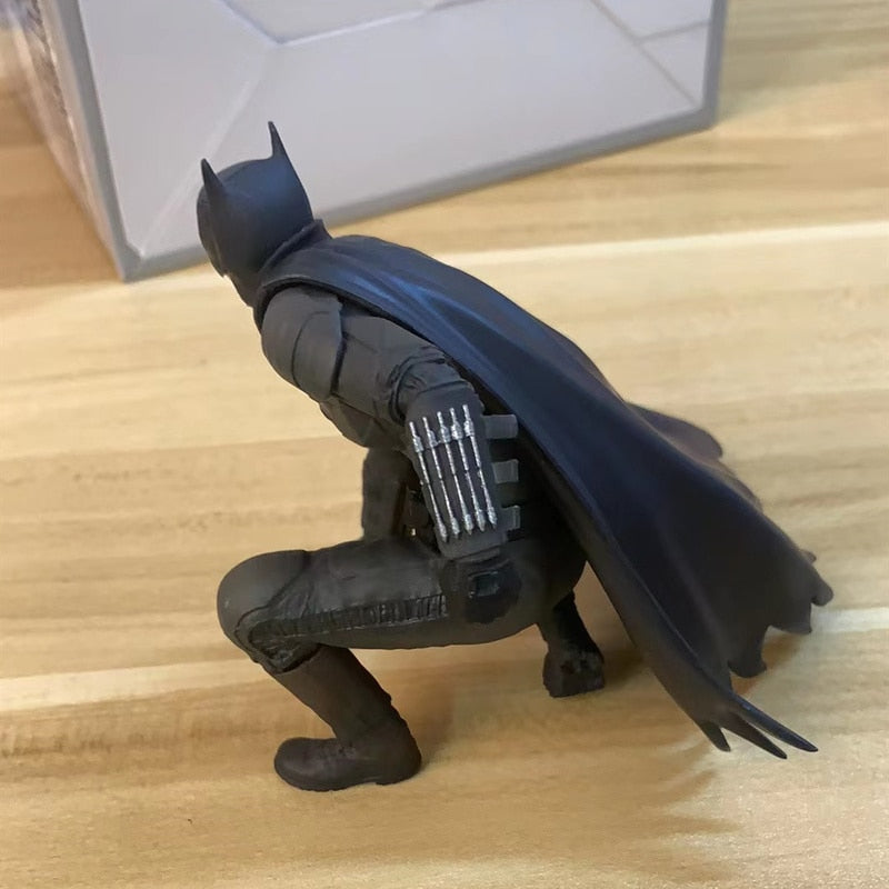 Batman Toy for Kids - Posed Statue Batman Toy for Kids - Posed Statue Furvenzy
