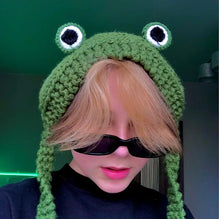 Cute Green Frog Crochet Beanie Hat – Knitted Winter Costume Cap